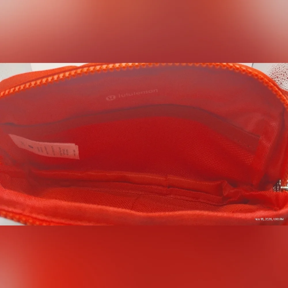 New Lululemon Red Everywhere Belt Bag BNWOT - Picture 5 of 6
